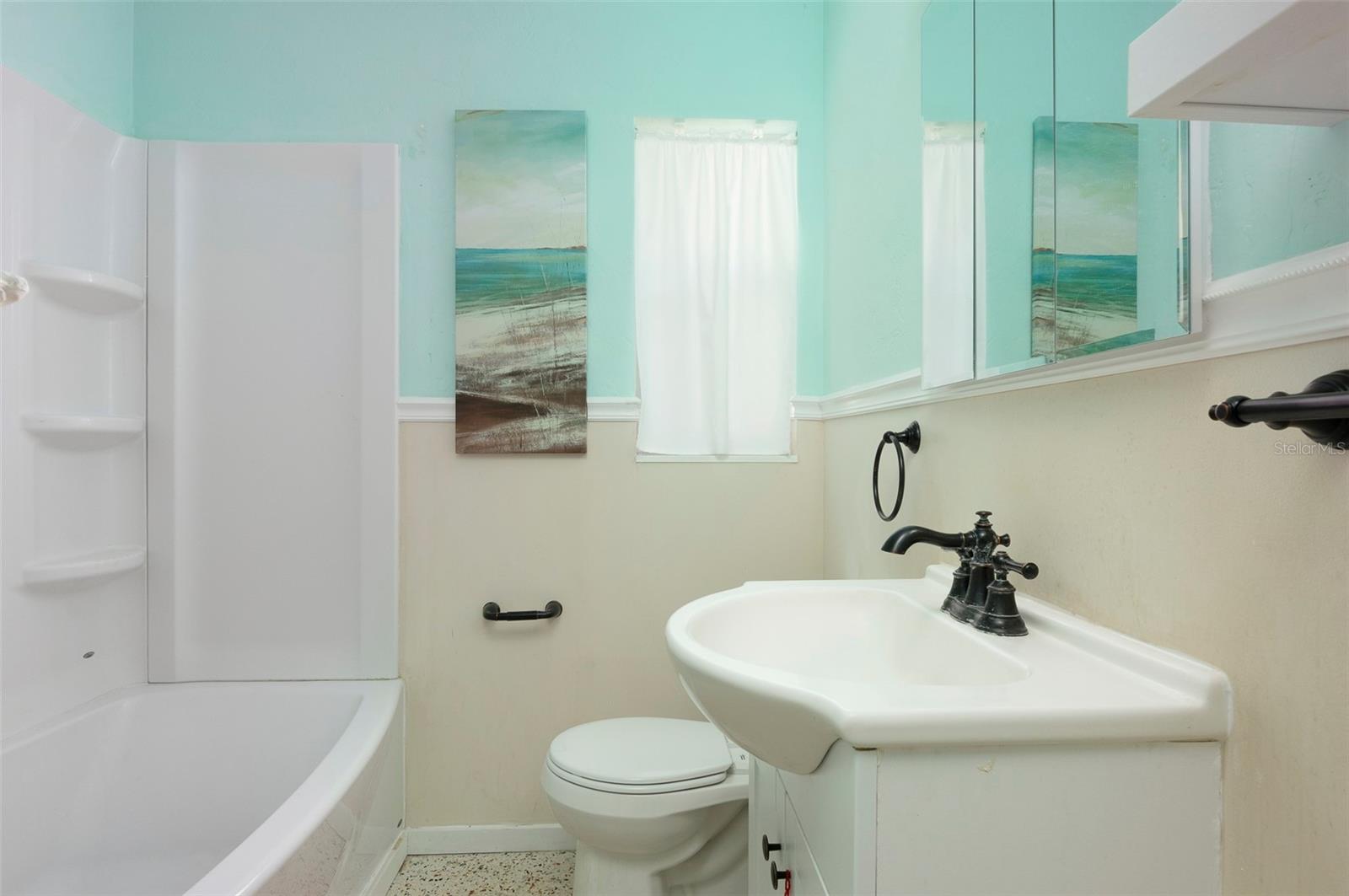 Image 20 of 30 For 11705 108th Street