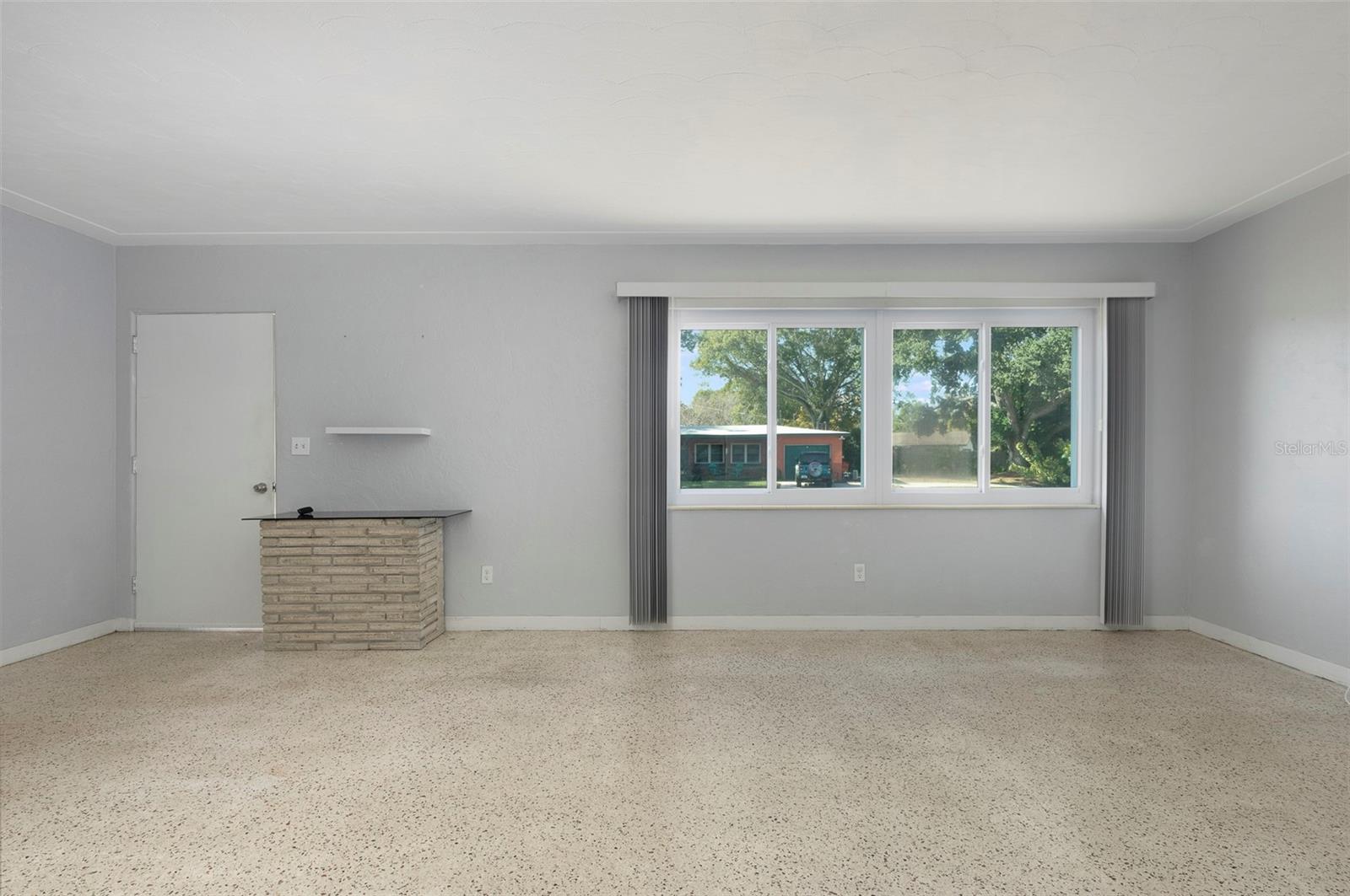 Image 4 of 30 For 11705 108th Street