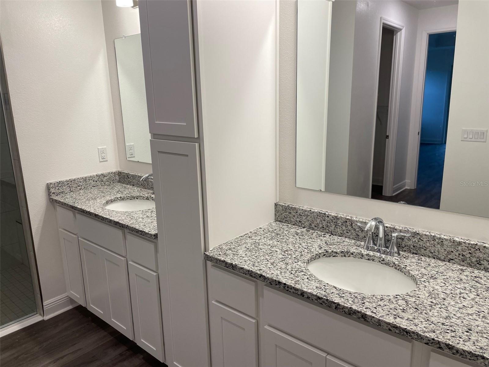 Image 11 of 17 For 10064 Dolphin Gull Circle