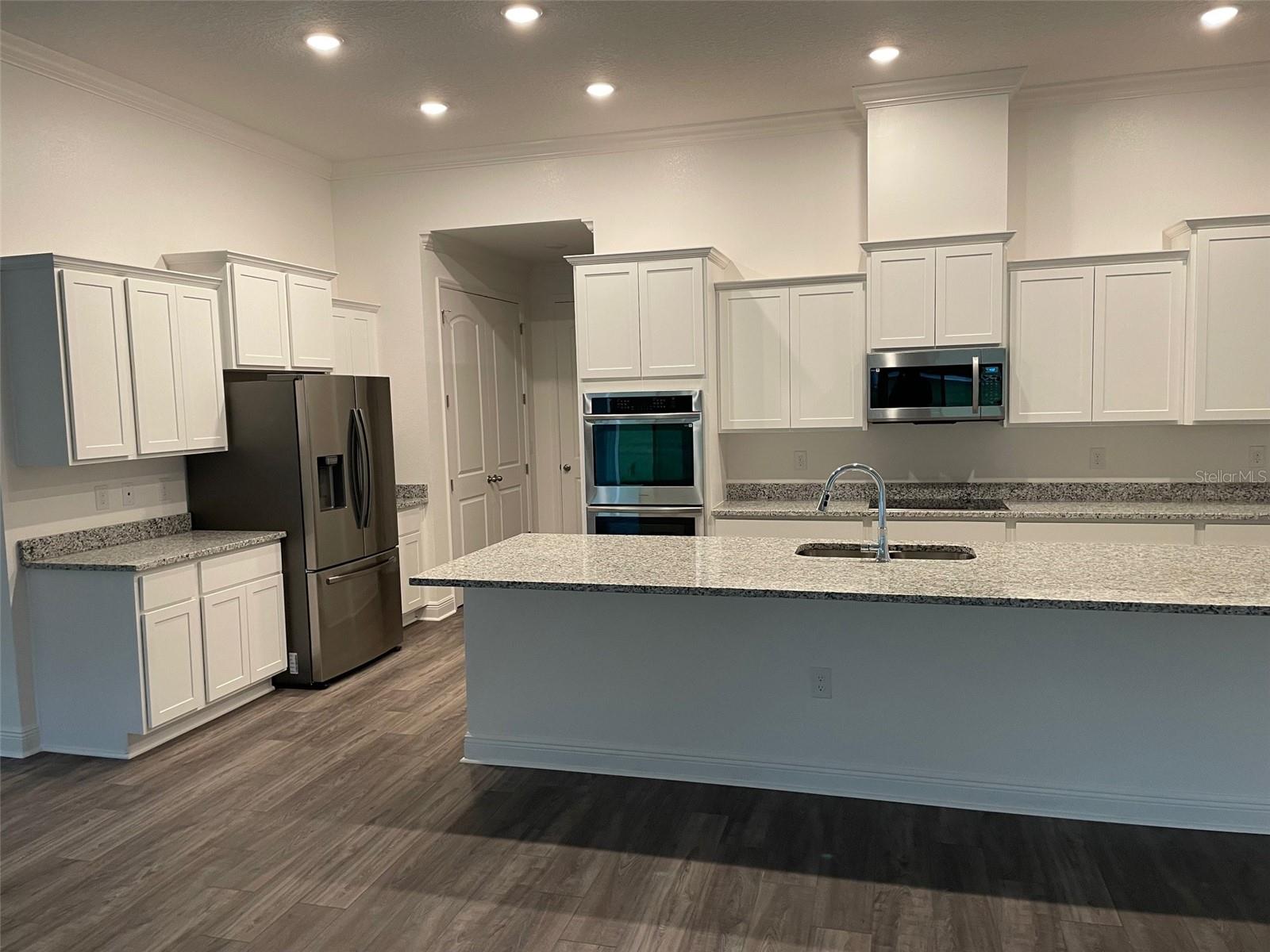 Image 5 of 17 For 10064 Dolphin Gull Circle