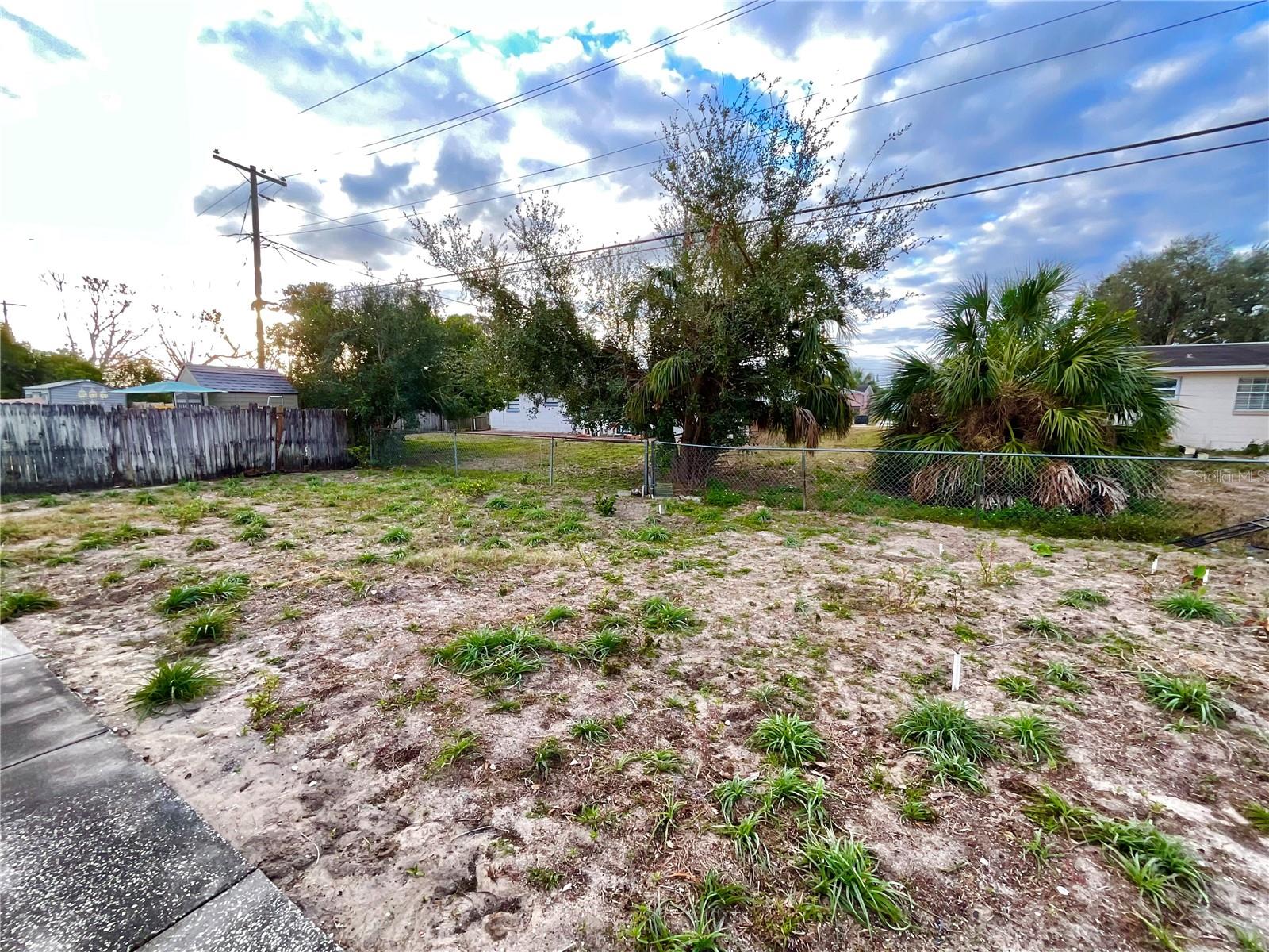 Image 11 of 14 For 4810 Flora Avenue