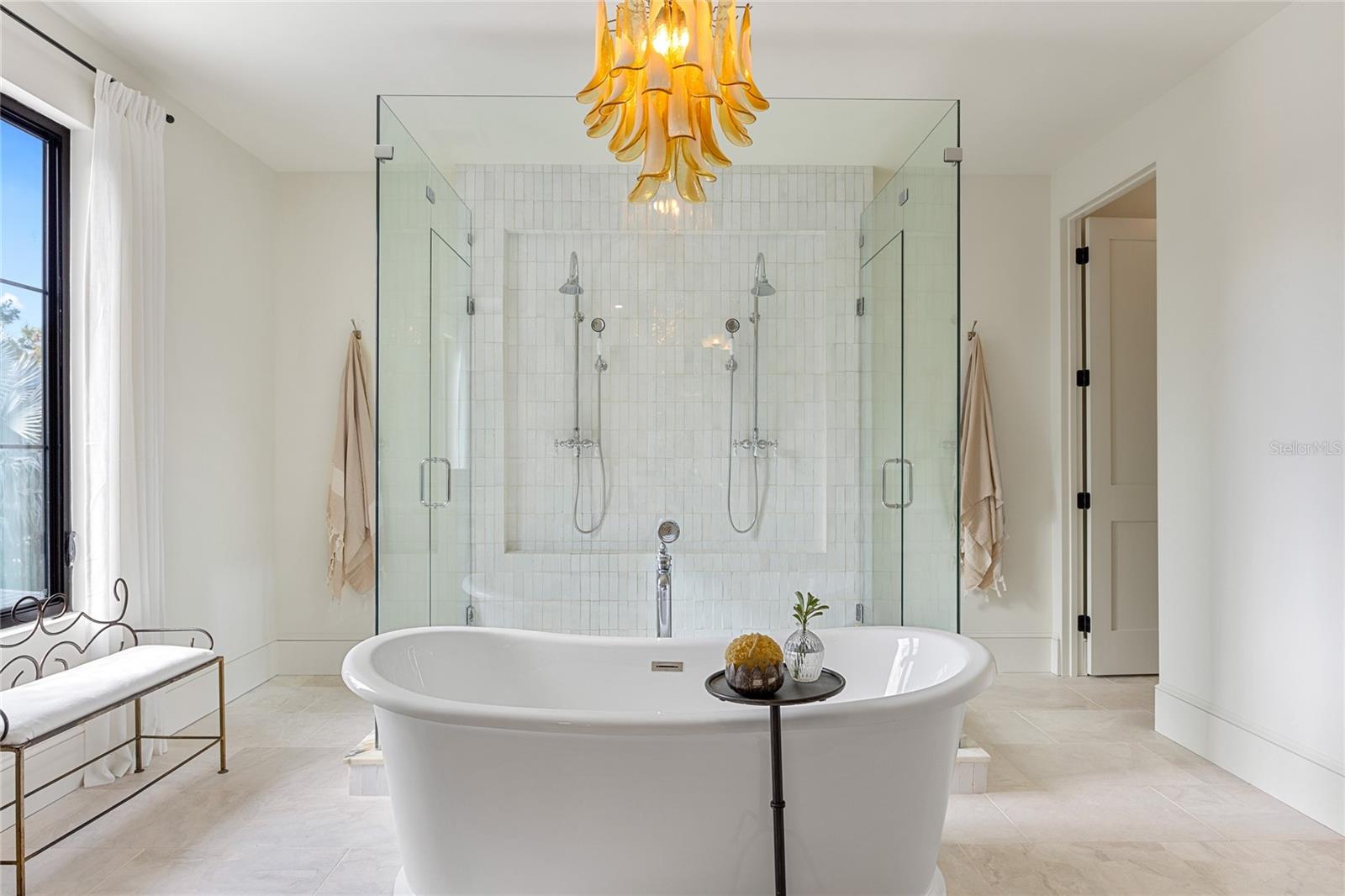 Image 32 of 48 For 706 Amelia Avenue