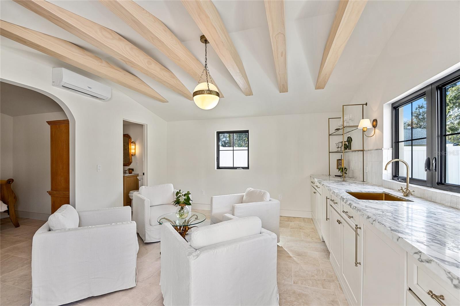 Image 42 of 48 For 706 Amelia Avenue