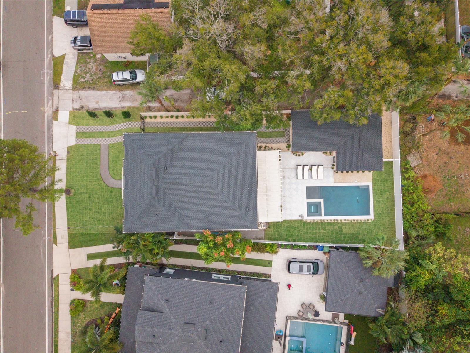 Image 47 of 48 For 706 Amelia Avenue