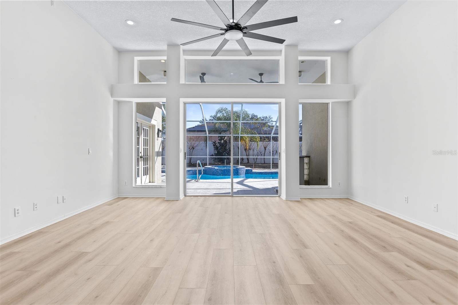 Image 10 of 32 For 1734 Powder Ridge Drive