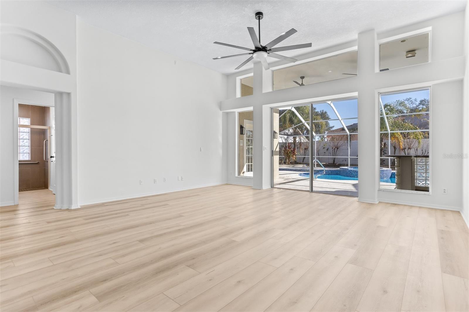 Image 17 of 32 For 1734 Powder Ridge Drive