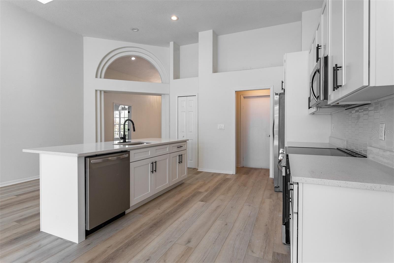 Image 7 of 32 For 1734 Powder Ridge Drive