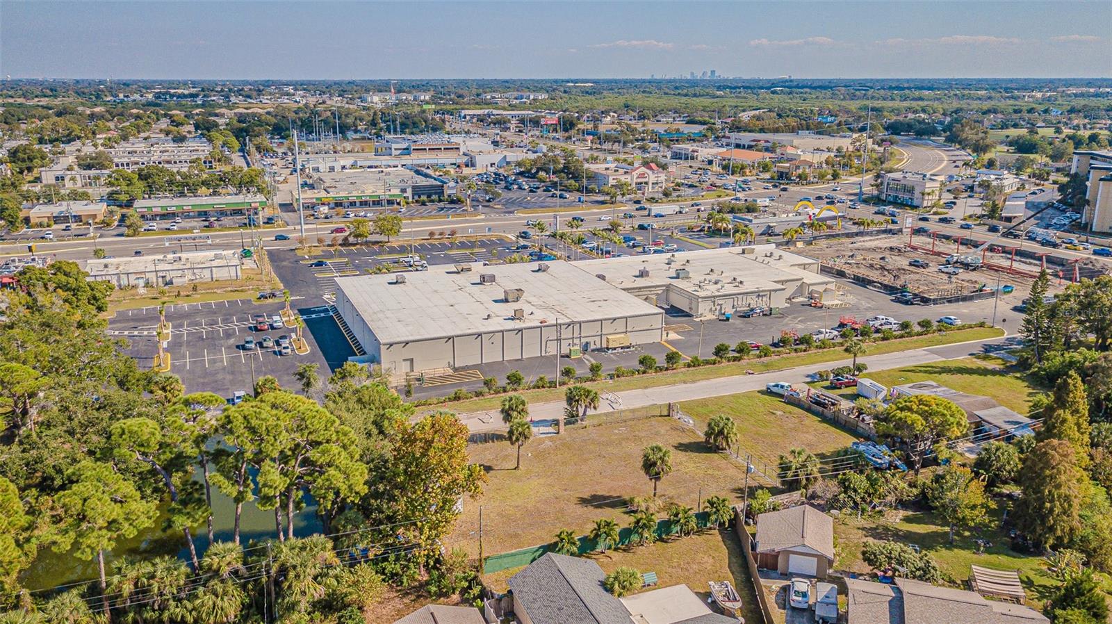 Image 11 of 33 For 7598 90th Street