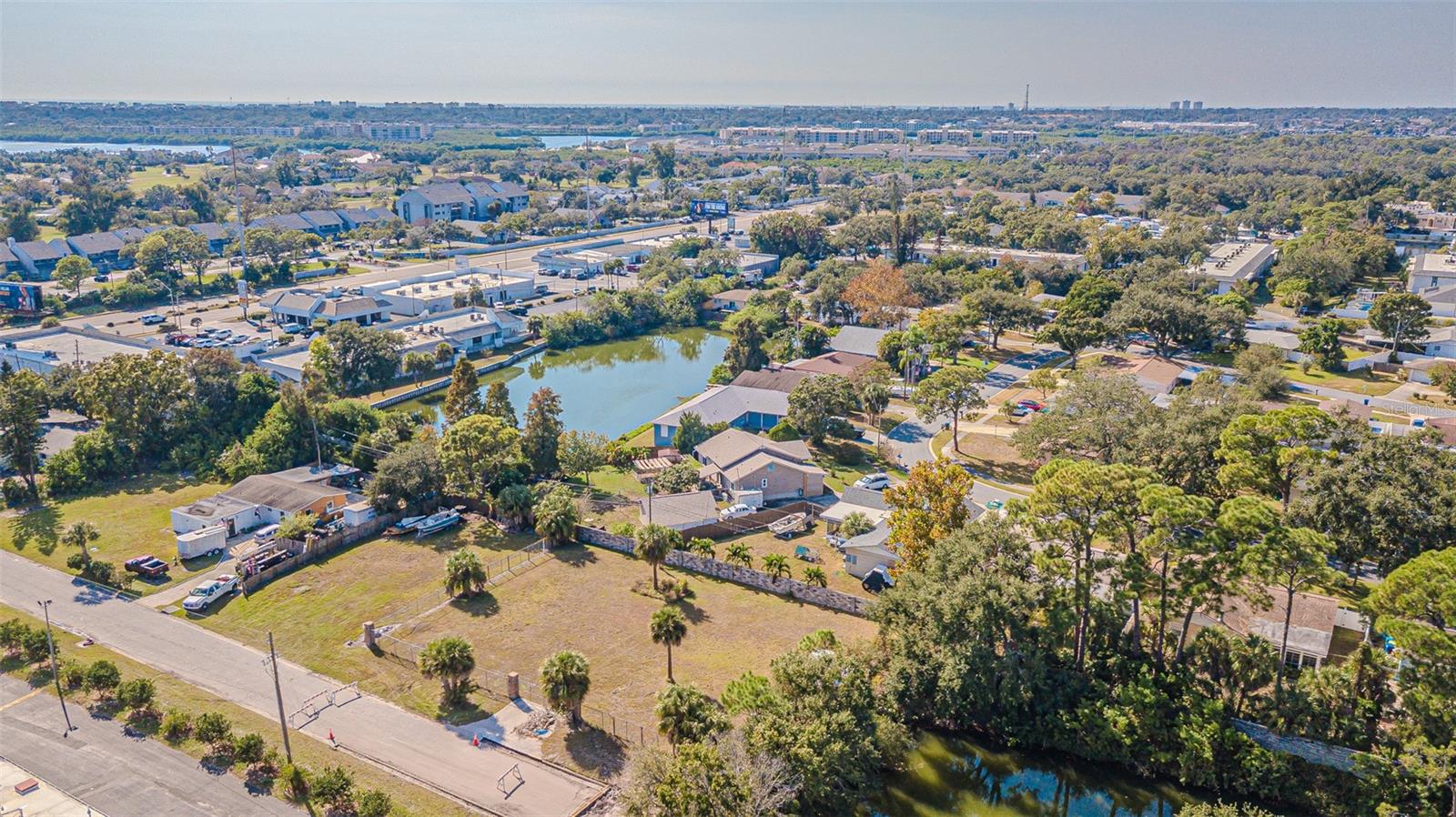 Image 17 of 33 For 7598 90th Street