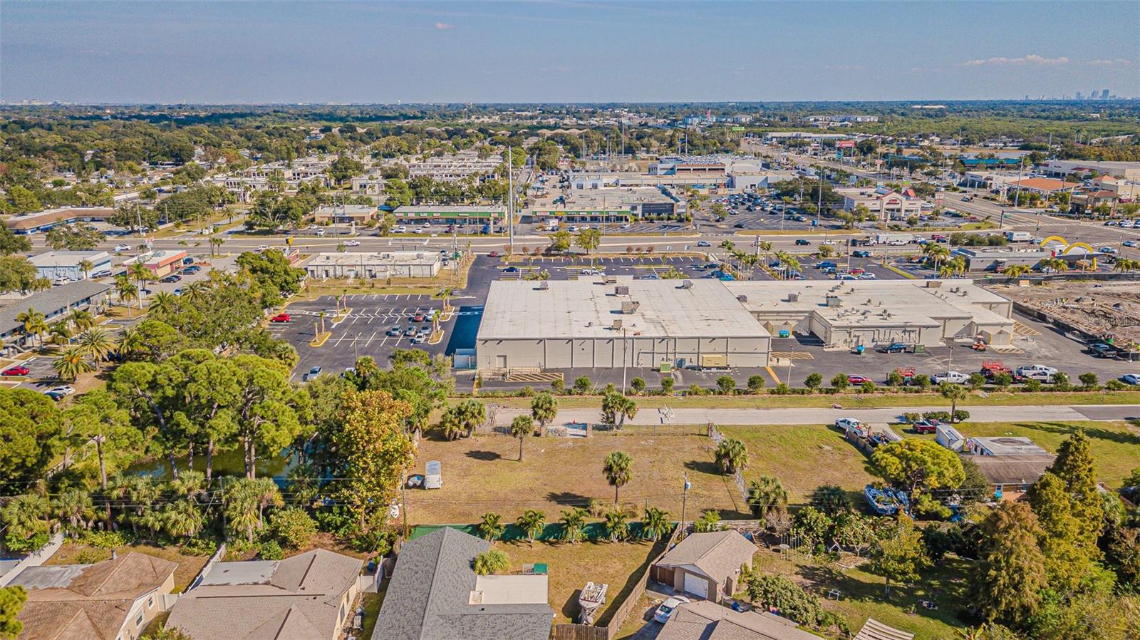 Image 20 of 33 For 7598 90th Street