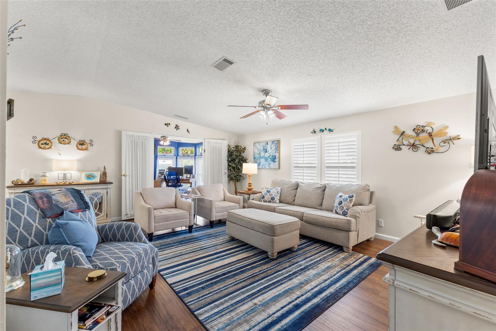 Image 7 of 31 For 624 Mount Piney Avenue Ne 703