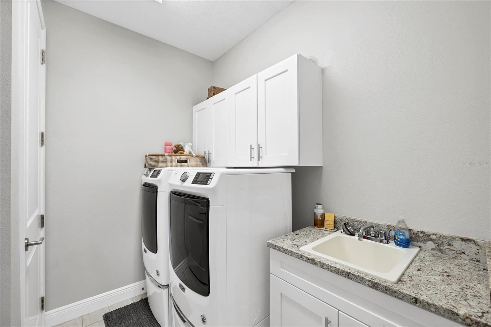 Image 14 of 61 For 6233 Champions Row Street