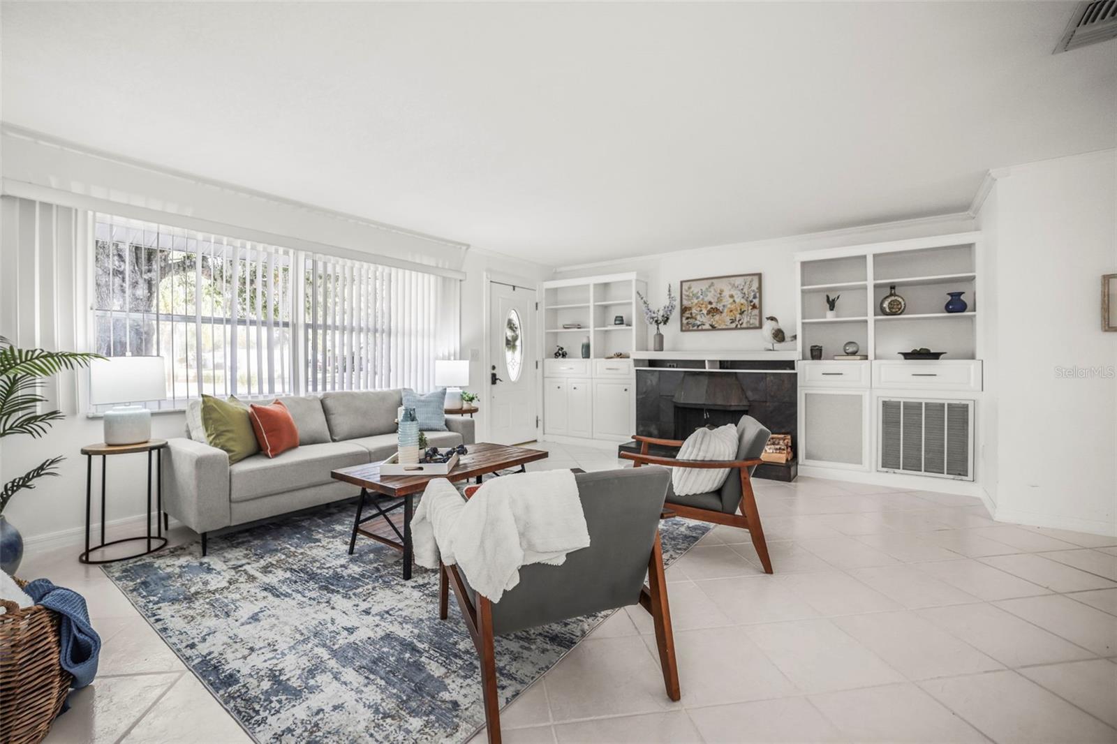 Image 17 of 66 For 1128 Lanyard Street