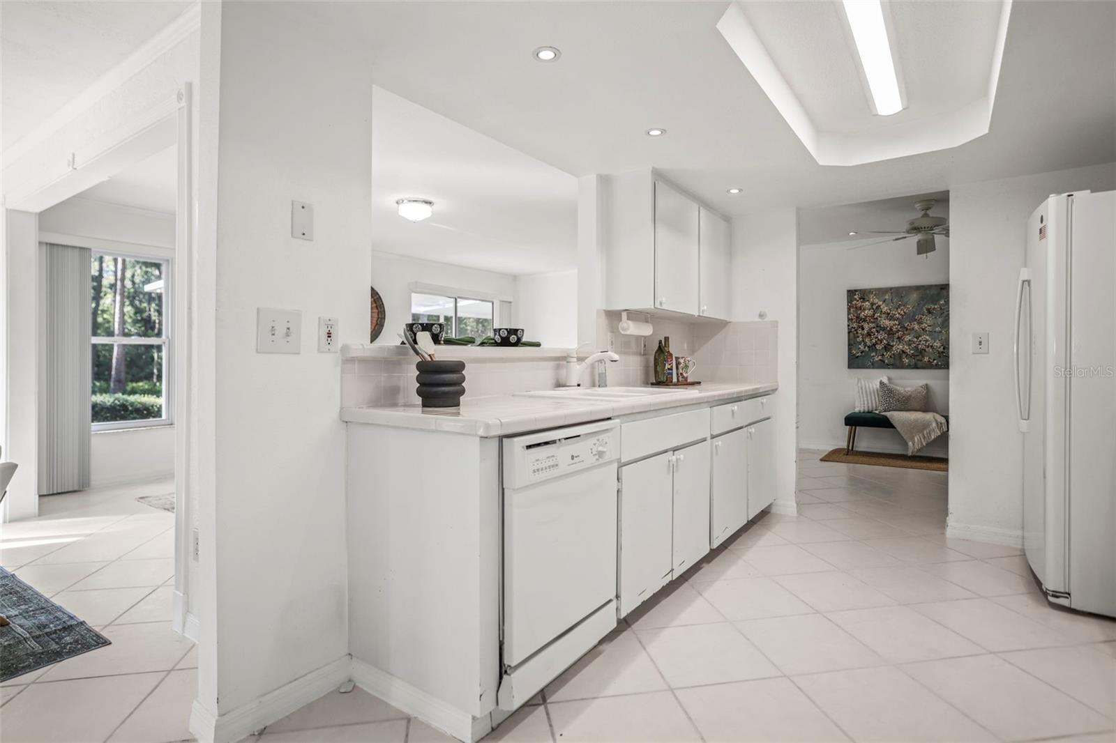 Image 5 of 66 For 1128 Lanyard Street