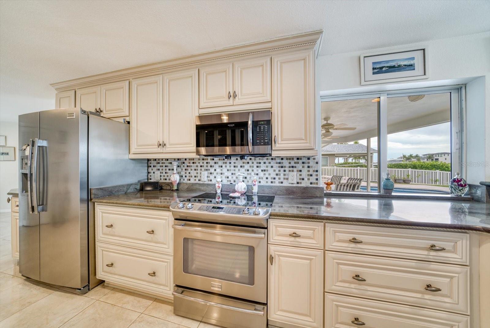 Image 13 of 47 For 206 Poinciana Lane