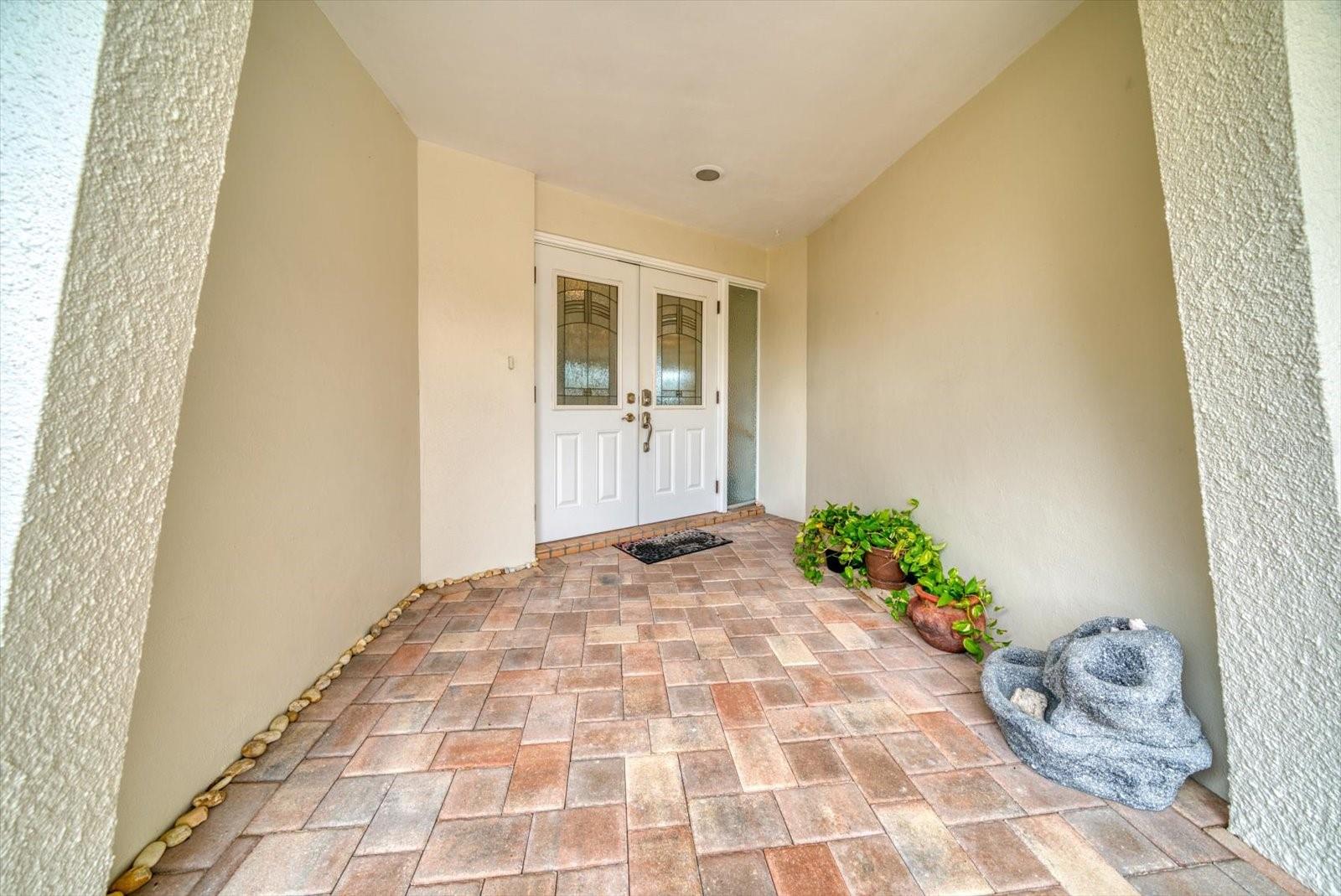 Image 5 of 47 For 206 Poinciana Lane