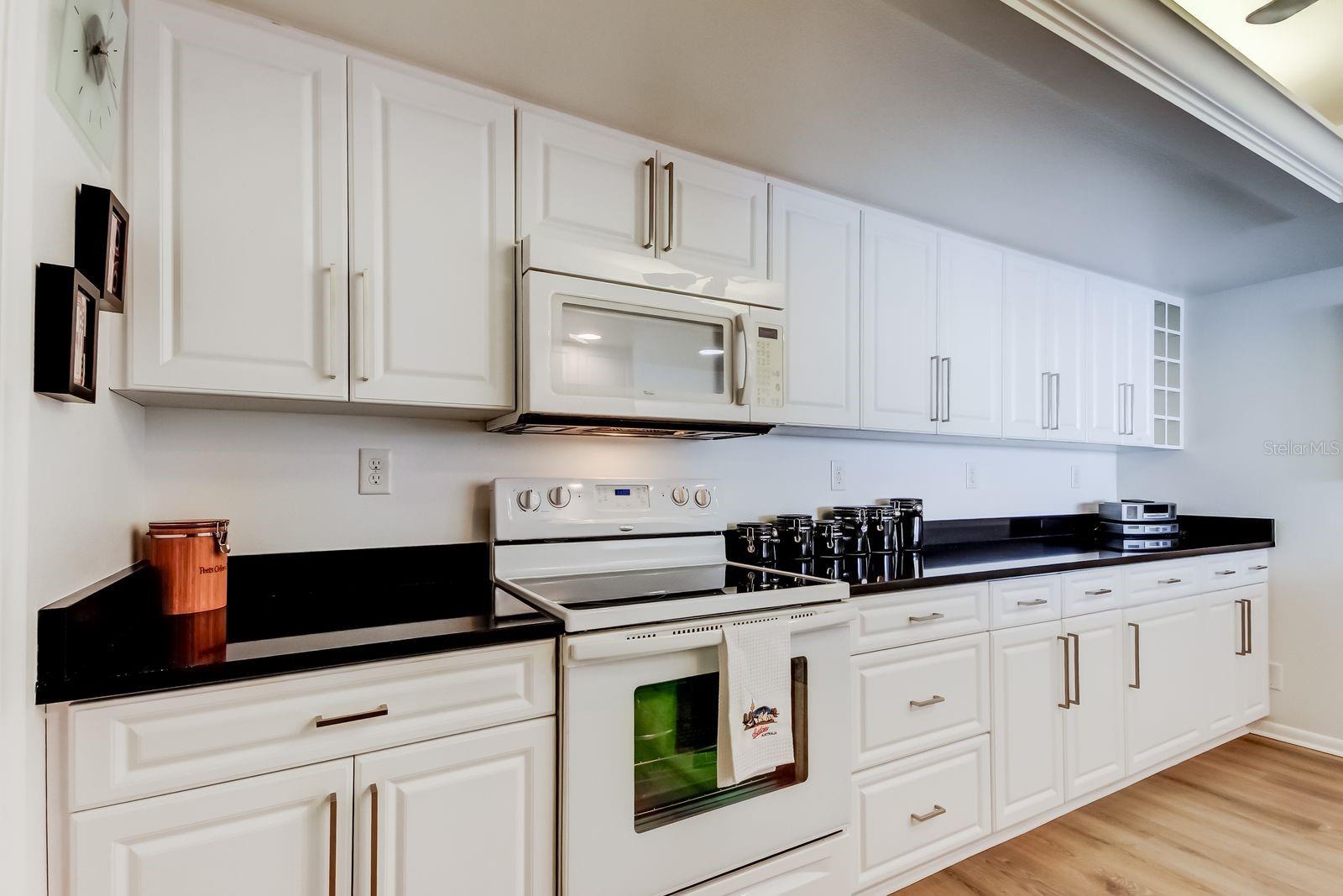 Image 16 of 48 For 5700 Escondida Boulevard S 403