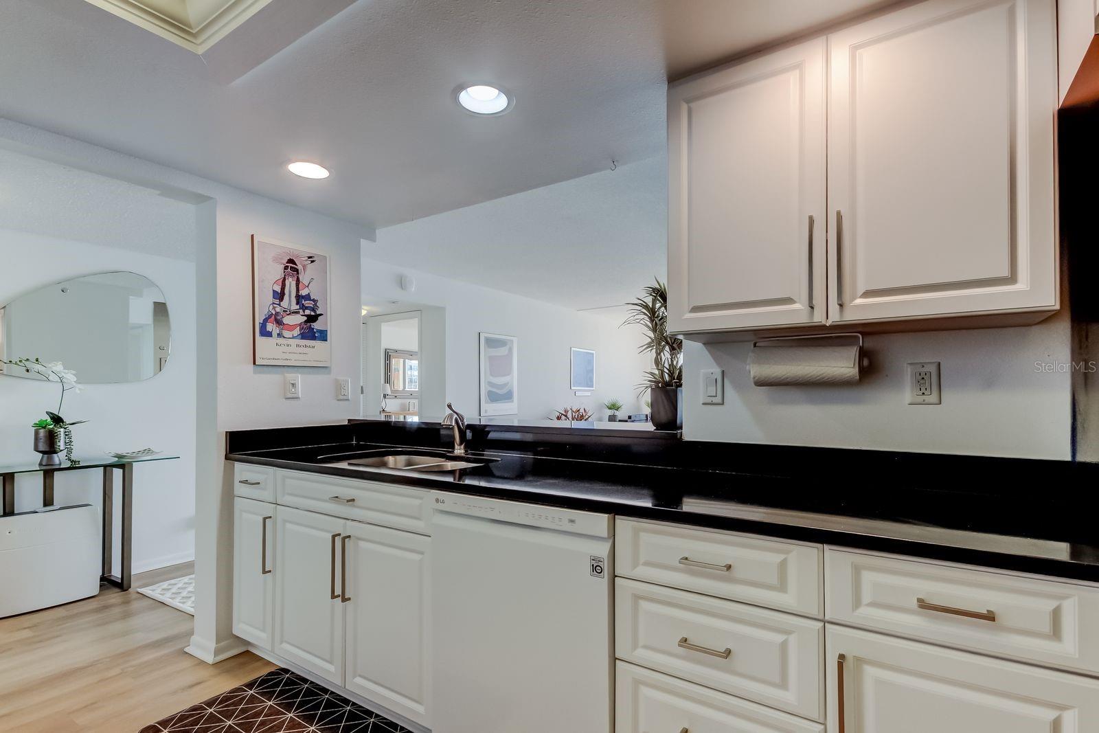 Image 17 of 48 For 5700 Escondida Boulevard S 403