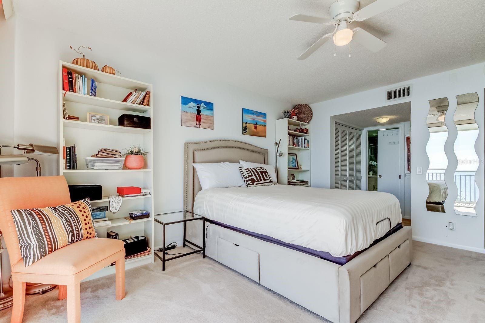 Image 33 of 48 For 5700 Escondida Boulevard S 403