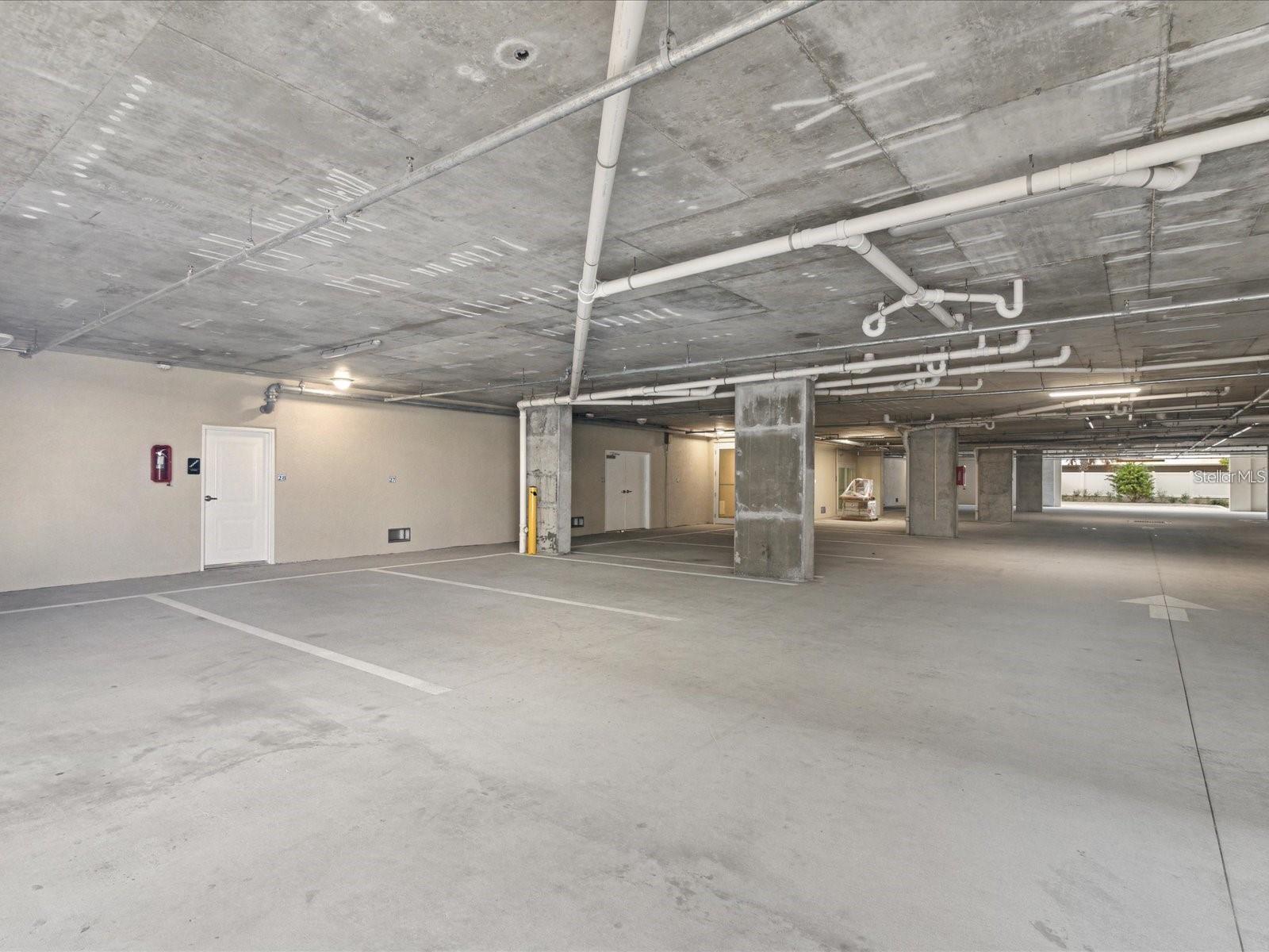 Image 36 of 40 For 125 Island Way 304