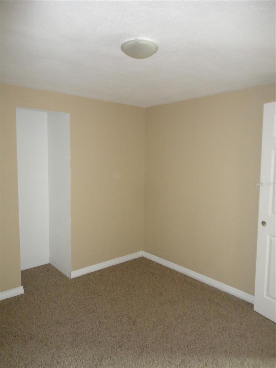 Image 20 of 24 For 2735 41st Avenue N