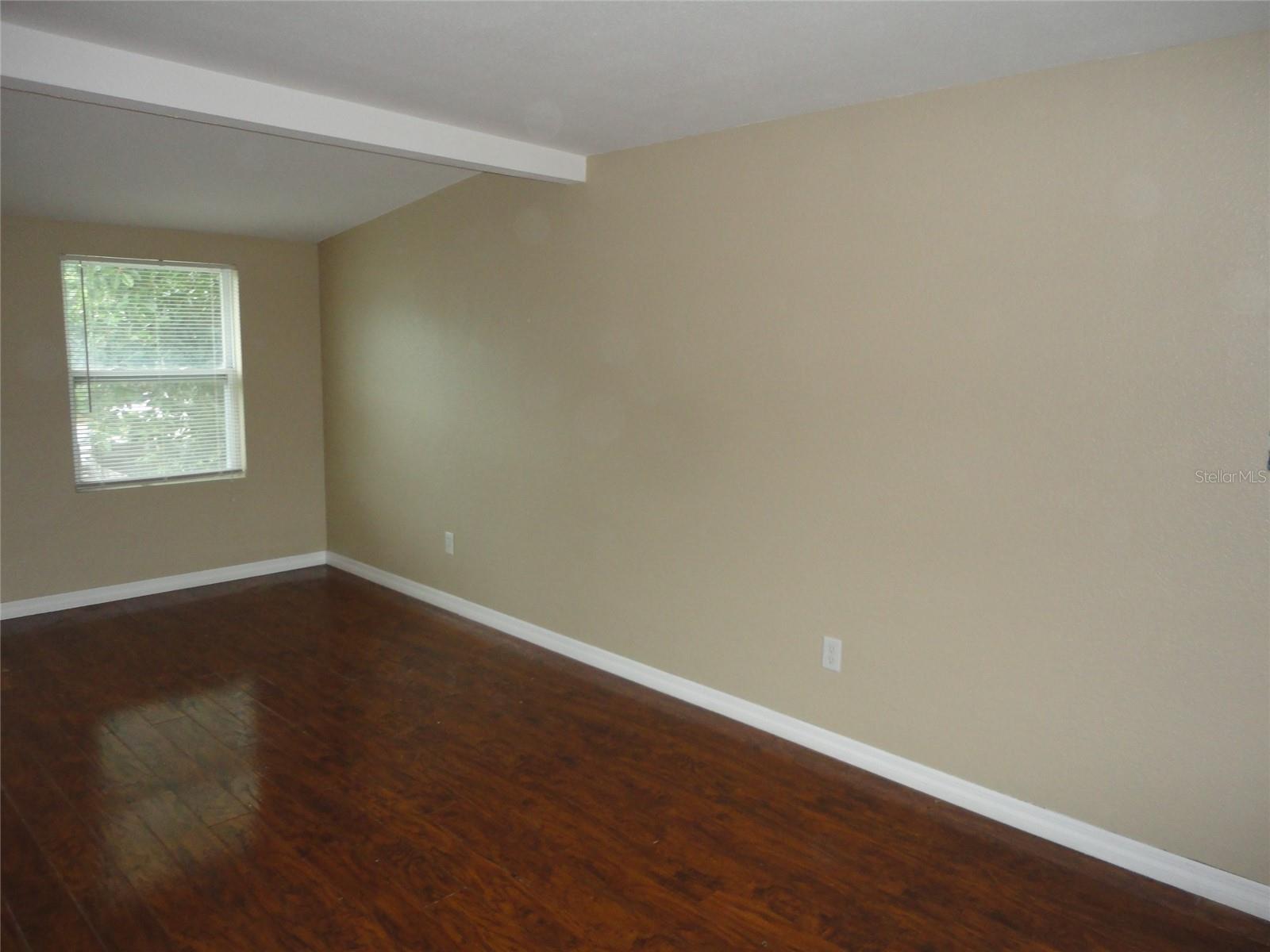 Image 4 of 24 For 2735 41st Avenue N