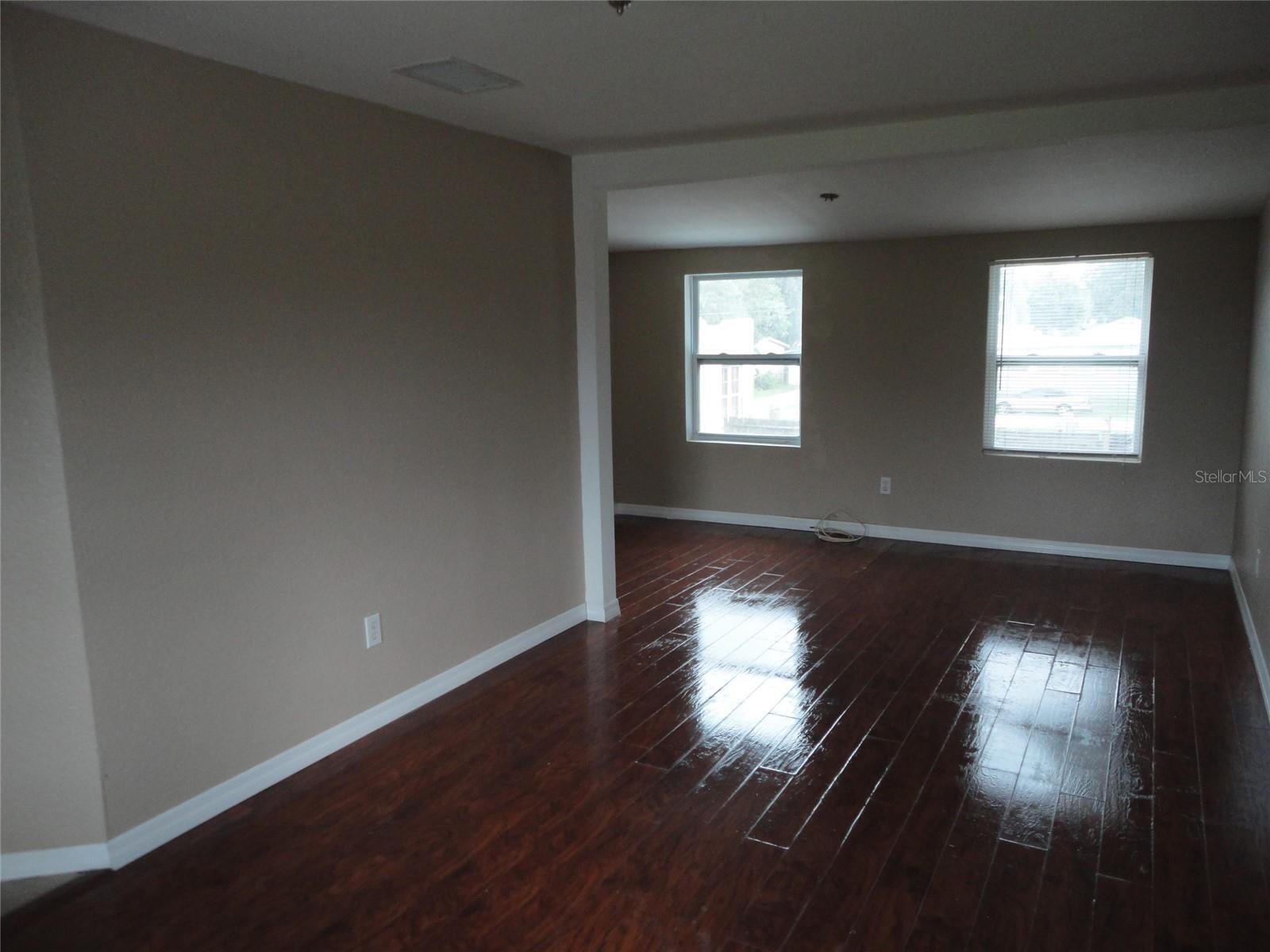 Image 7 of 24 For 2735 41st Avenue N