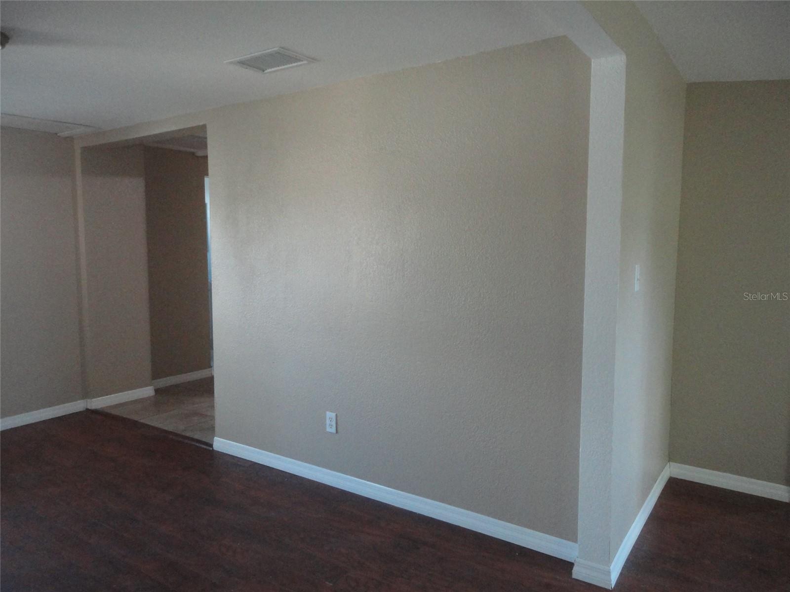 Image 9 of 24 For 2735 41st Avenue N