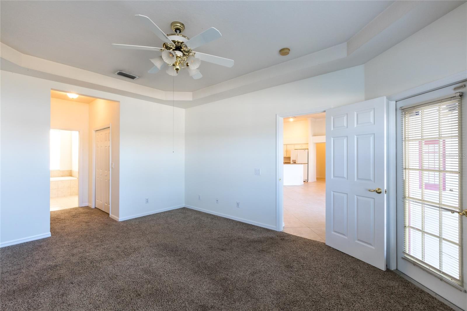 Image 22 of 28 For 7209 Colonial Lake Drive