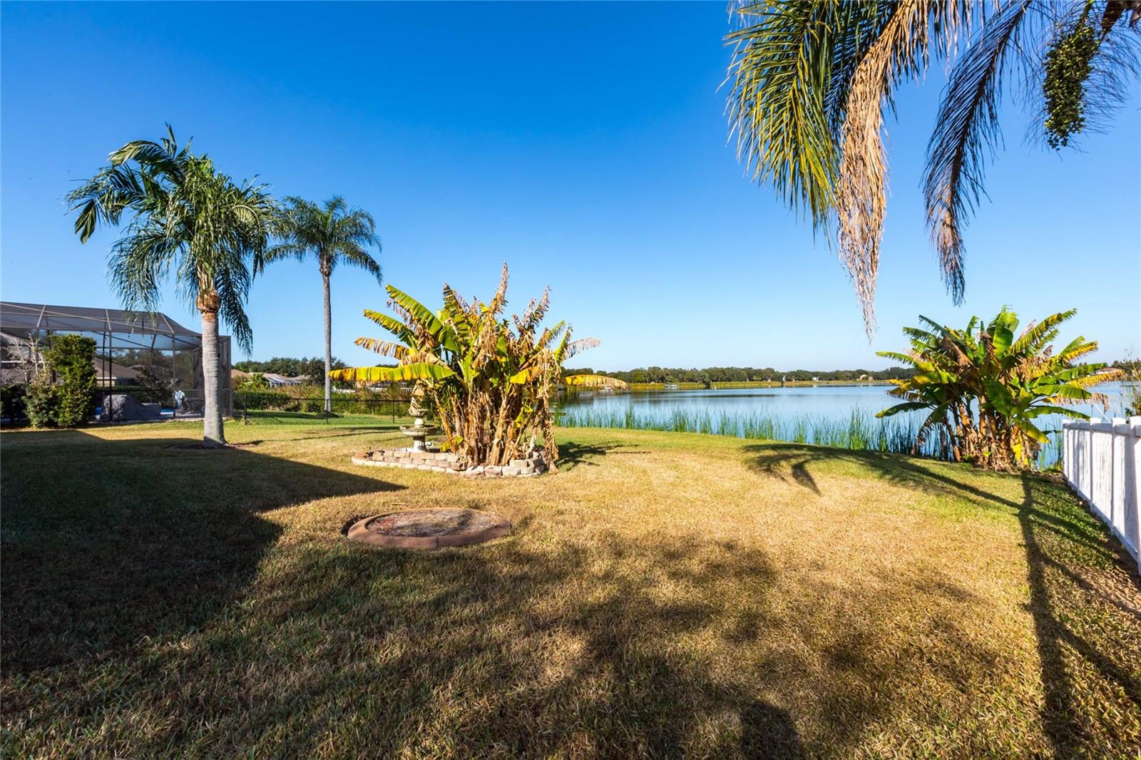 Image 5 of 28 For 7209 Colonial Lake Drive