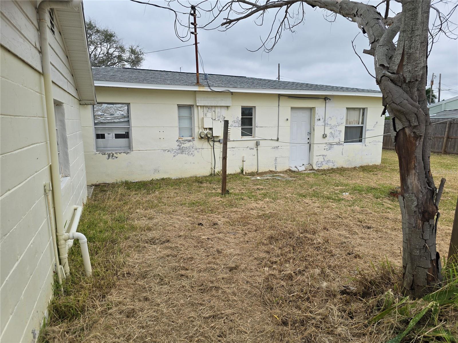 Image 5 of 23 For 14140 Parsley Drive