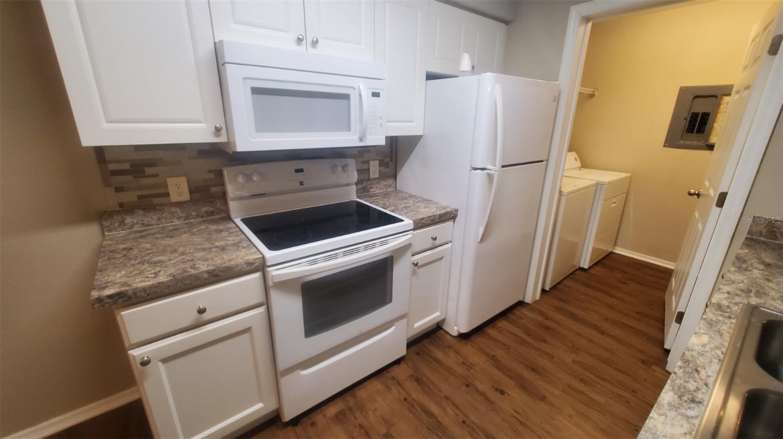 Image 10 of 42 For 36232 Misty Oaks Drive 103