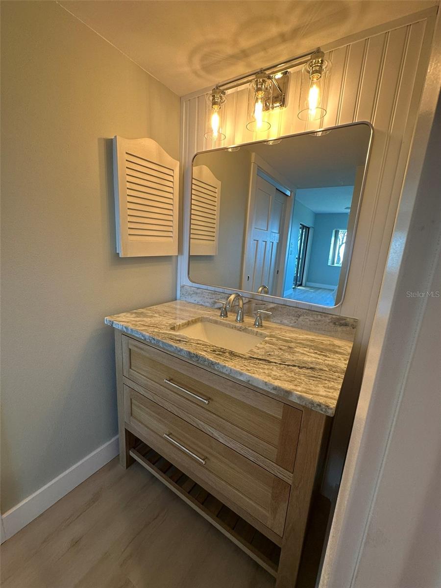 Image 16 of 35 For 1814 Mariner Drive 159