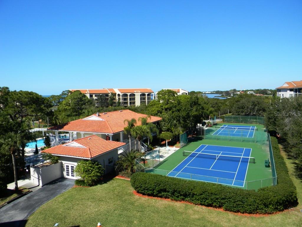 Image 26 of 35 For 1814 Mariner Drive 159