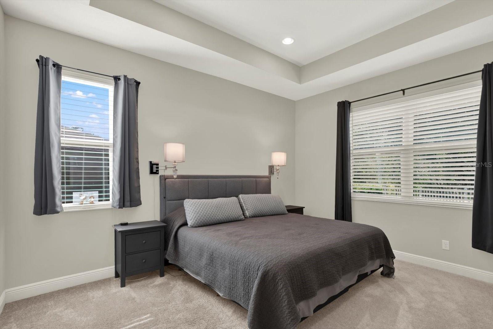 Listing photo id 12 for 19323 Hawk Valley Drive