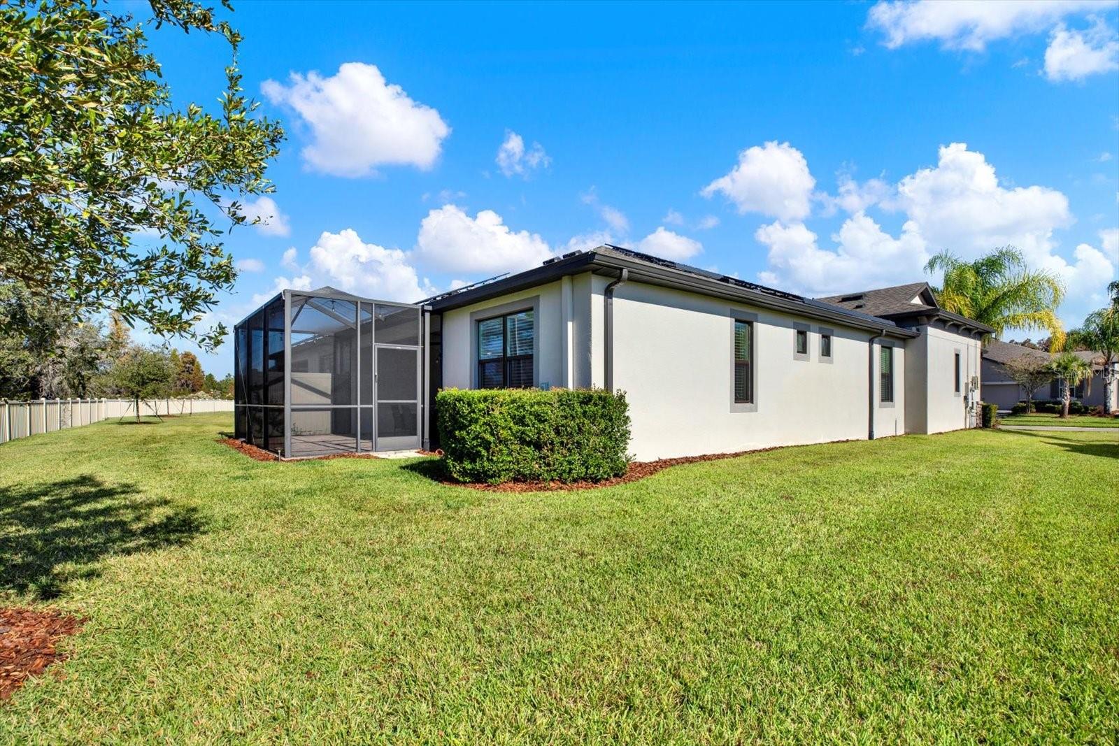 Listing photo id 24 for 19323 Hawk Valley Drive