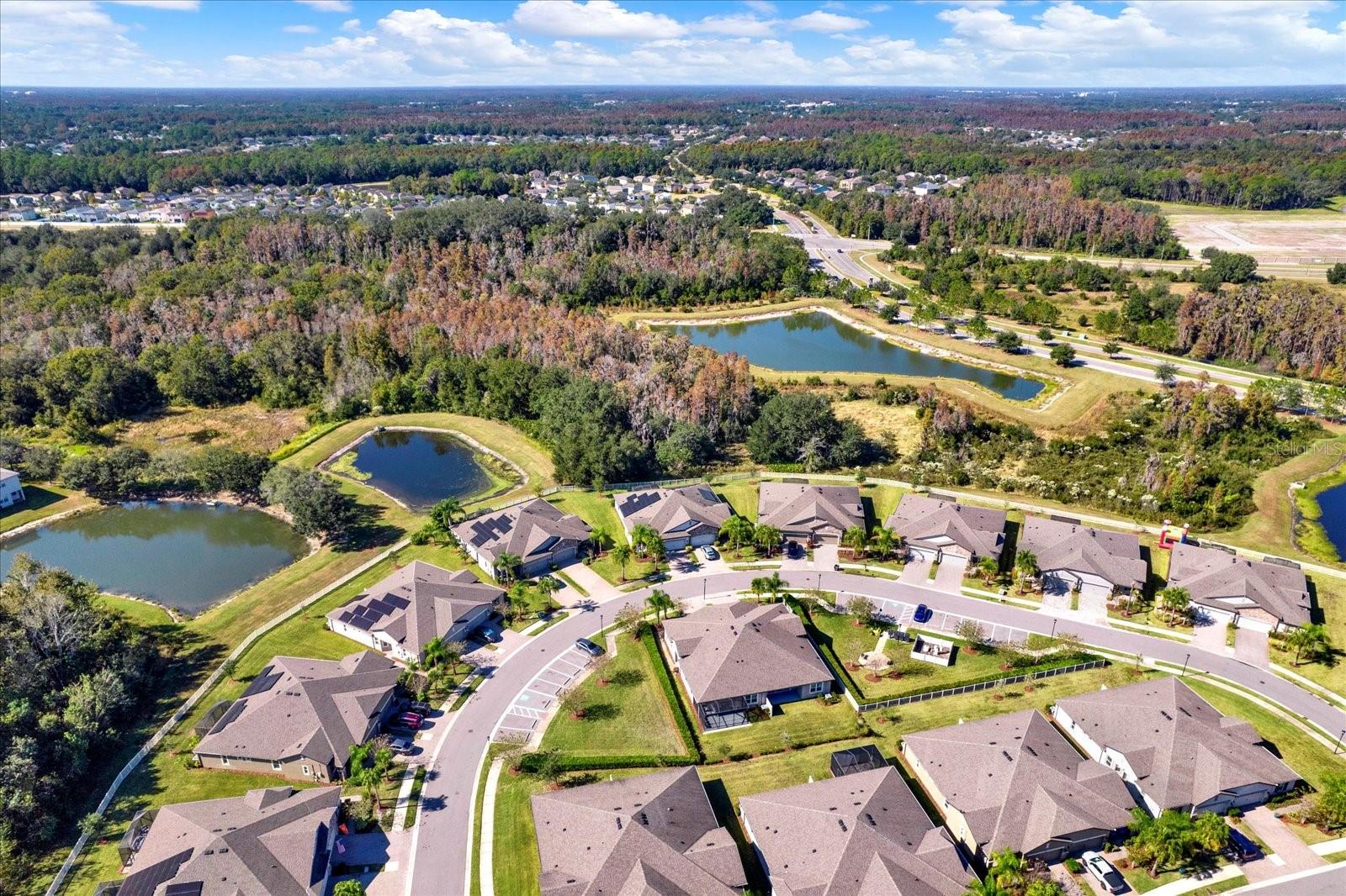 Listing photo id 31 for 19323 Hawk Valley Drive