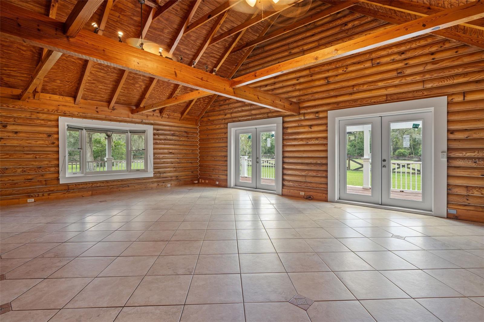 Image 12 of 55 For 18441 Oaklawn Drive