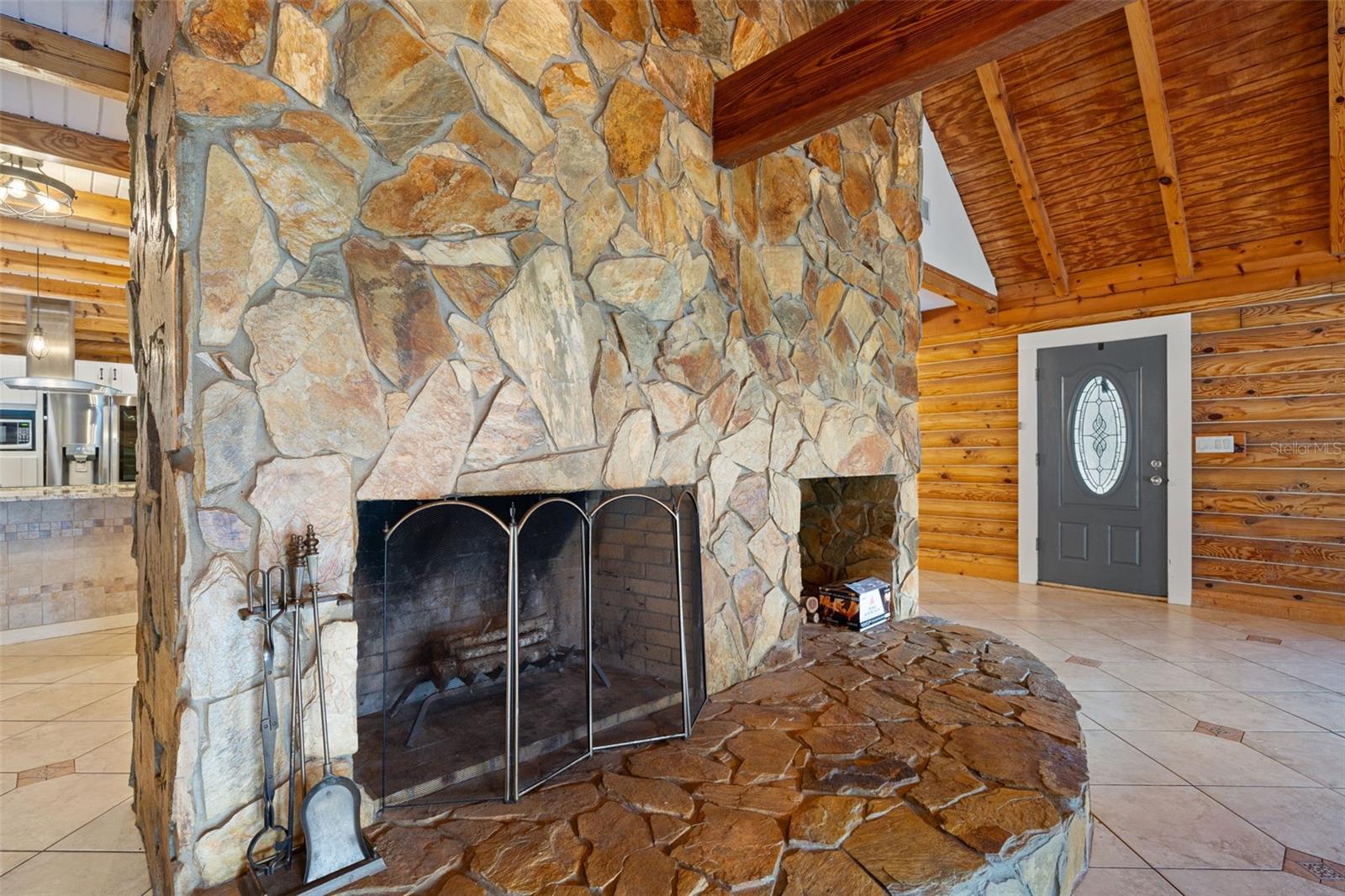 Image 13 of 55 For 18441 Oaklawn Drive