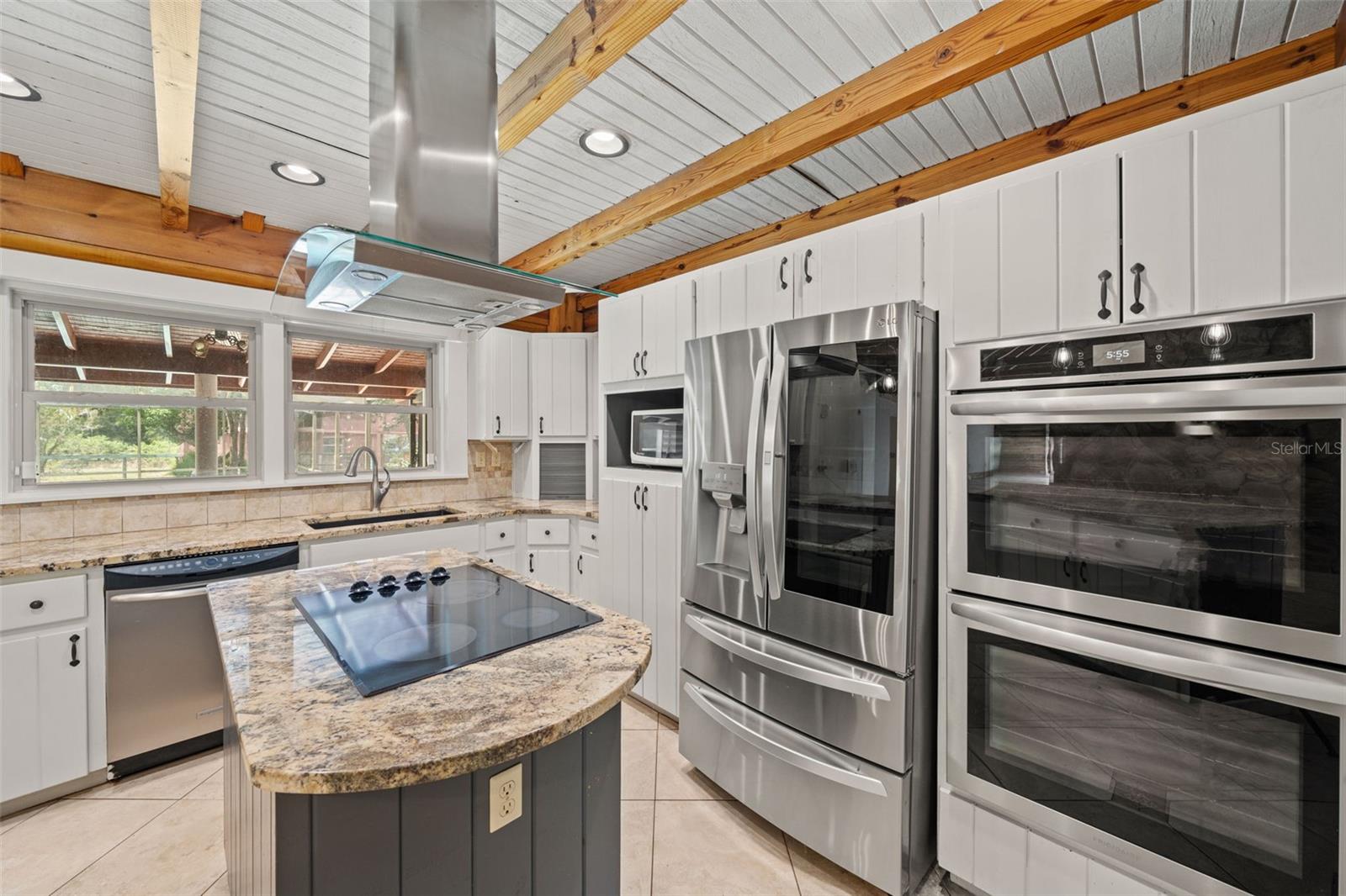 Image 18 of 55 For 18441 Oaklawn Drive