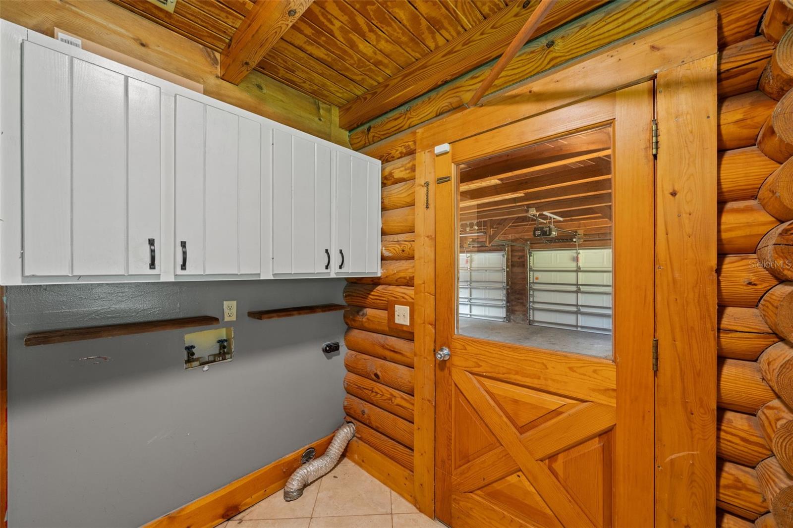 Image 19 of 55 For 18441 Oaklawn Drive