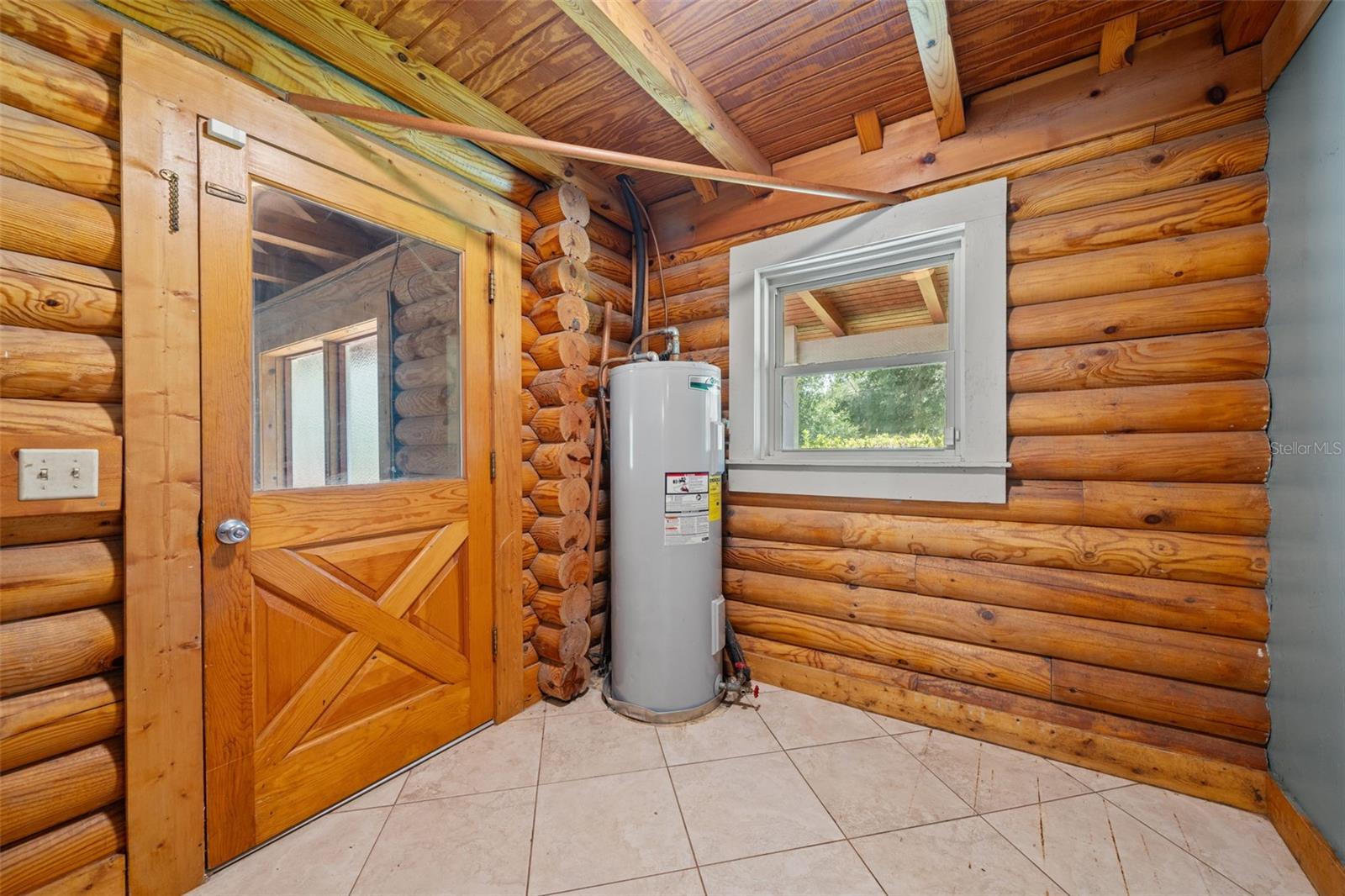 Image 20 of 55 For 18441 Oaklawn Drive