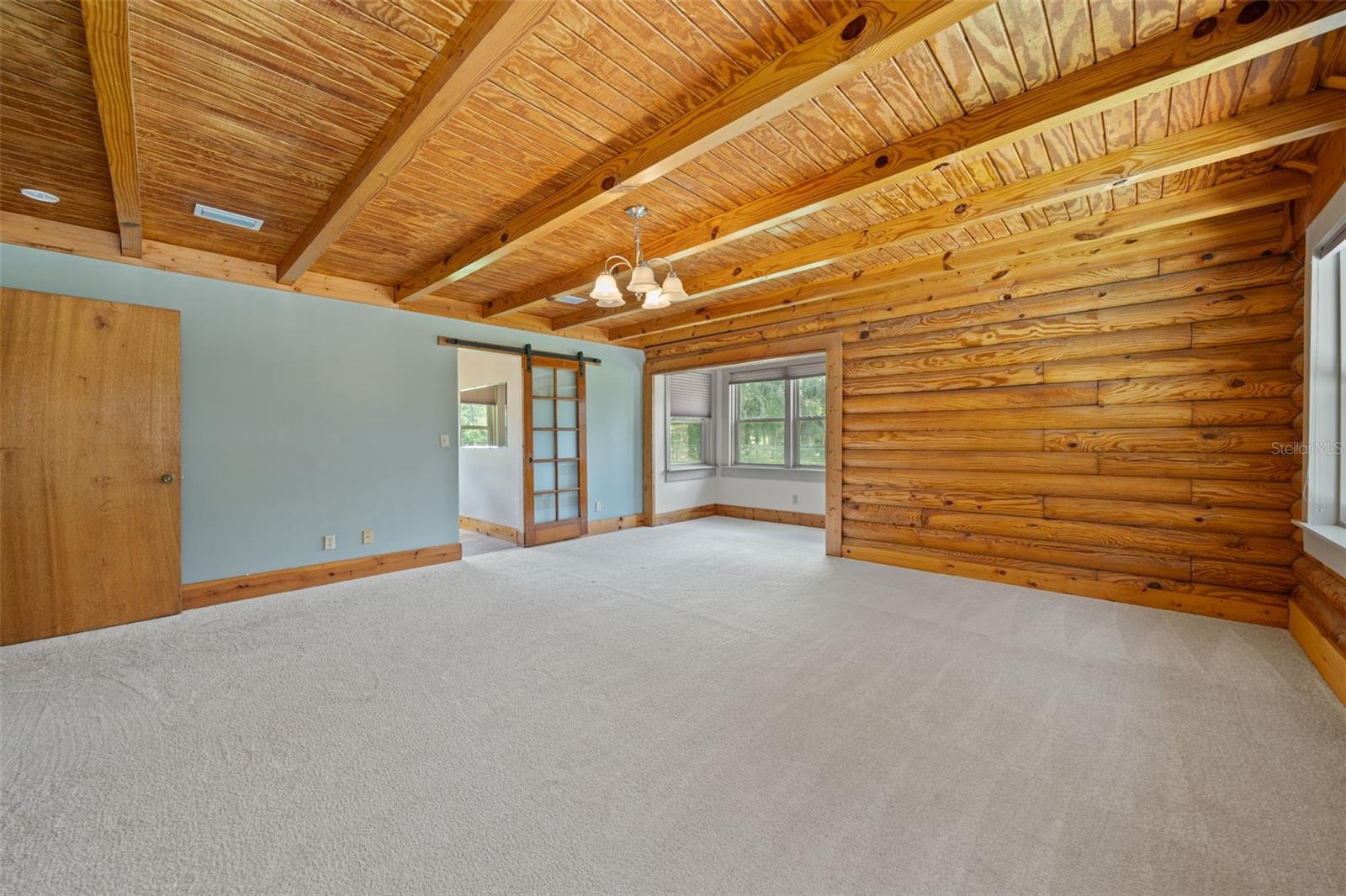 Image 24 of 55 For 18441 Oaklawn Drive