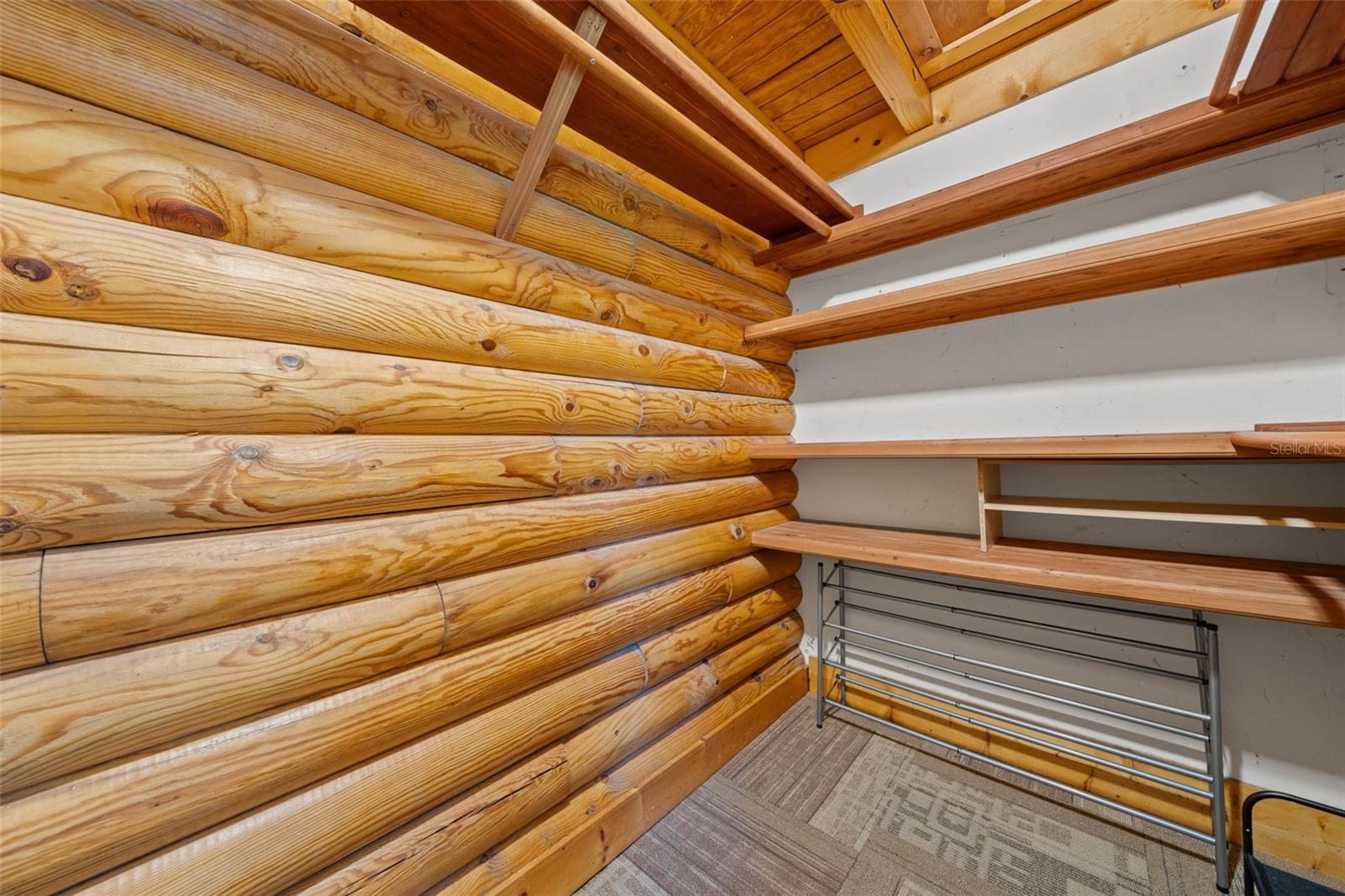 Image 27 of 55 For 18441 Oaklawn Drive