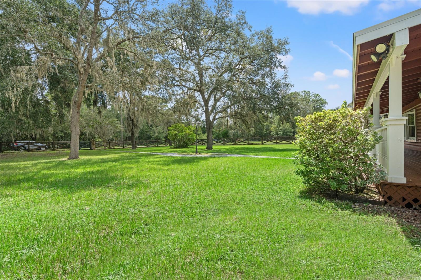 Image 39 of 55 For 18441 Oaklawn Drive