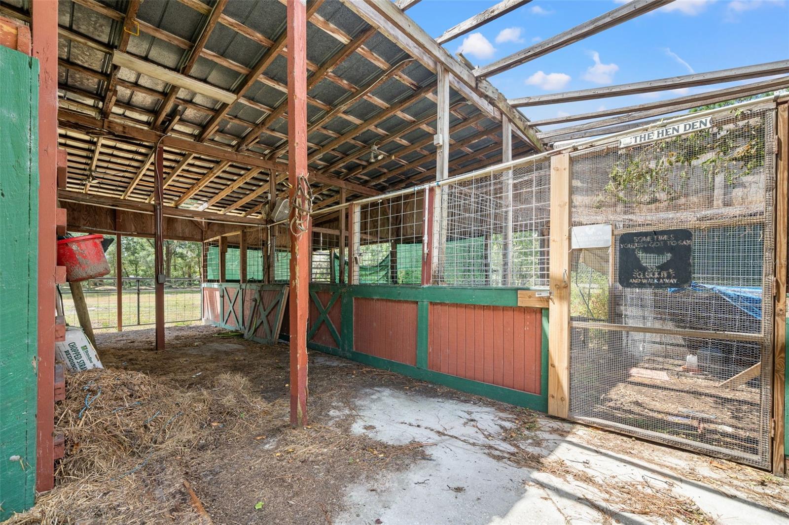 Image 45 of 55 For 18441 Oaklawn Drive