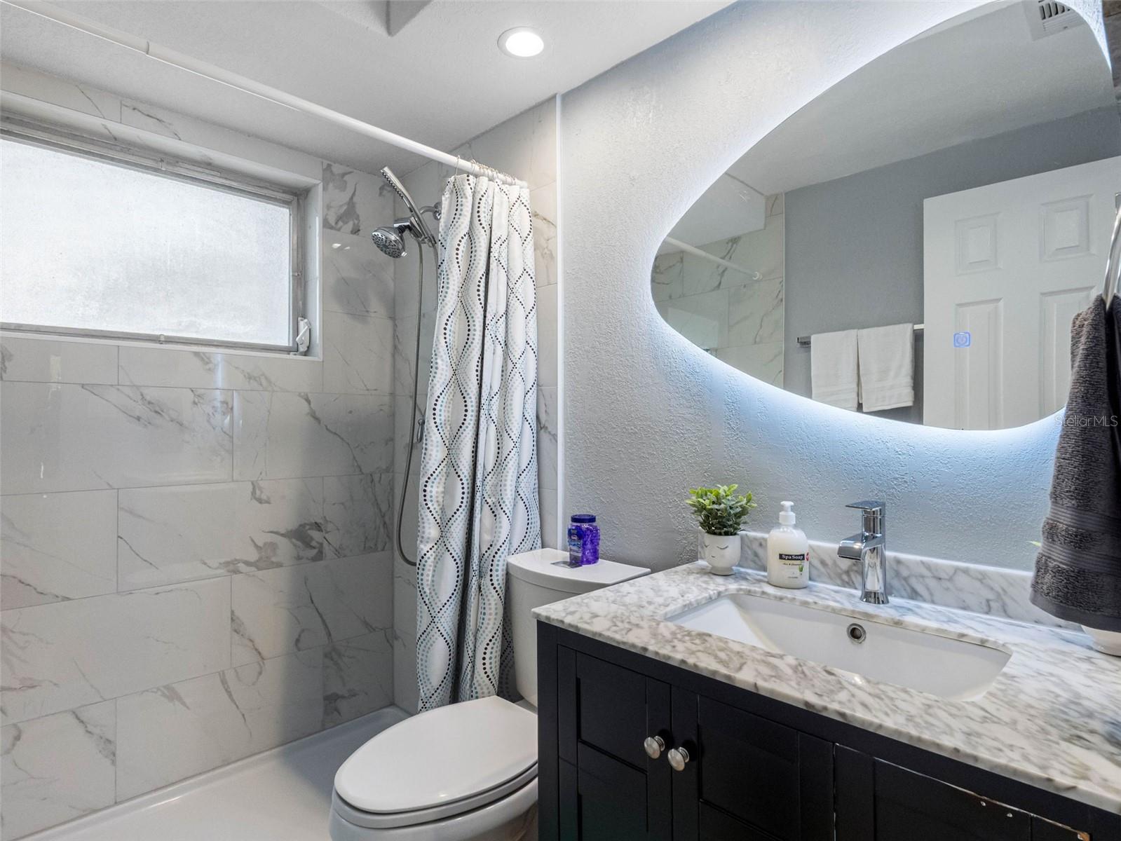 Image 15 of 33 For 1036 Viking Drive