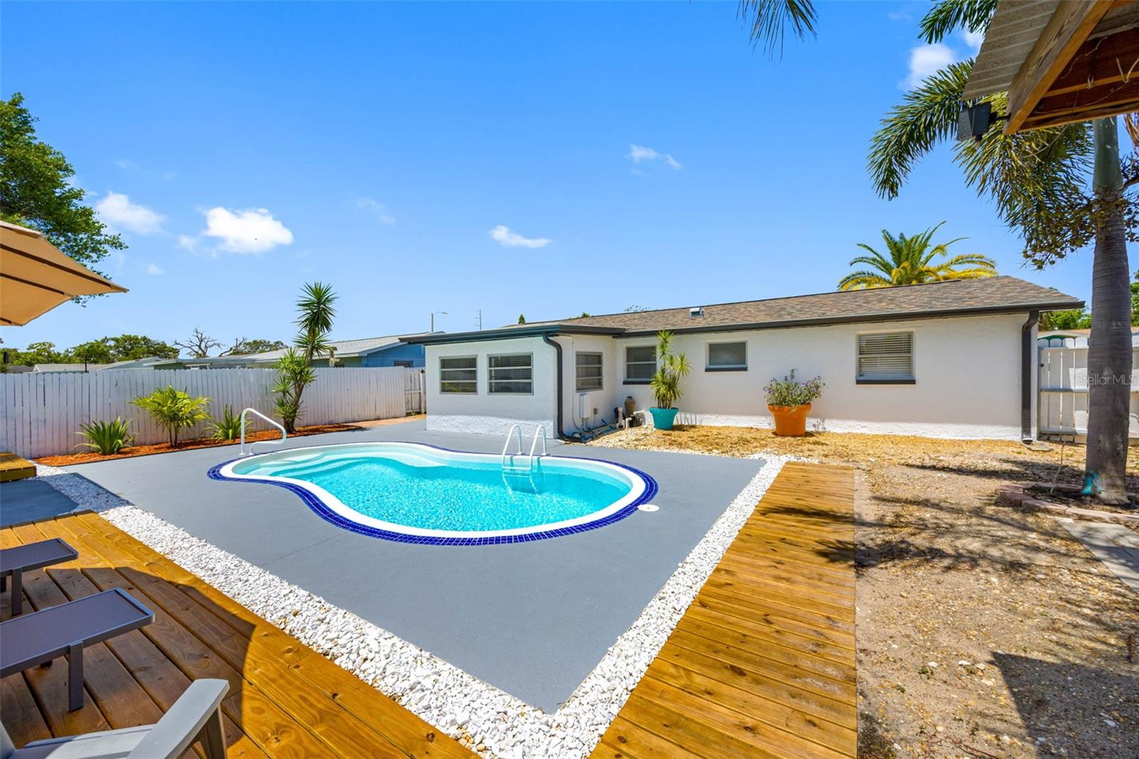 Image 29 of 33 For 1036 Viking Drive