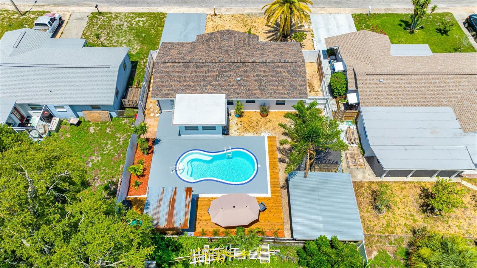 Image 32 of 33 For 1036 Viking Drive