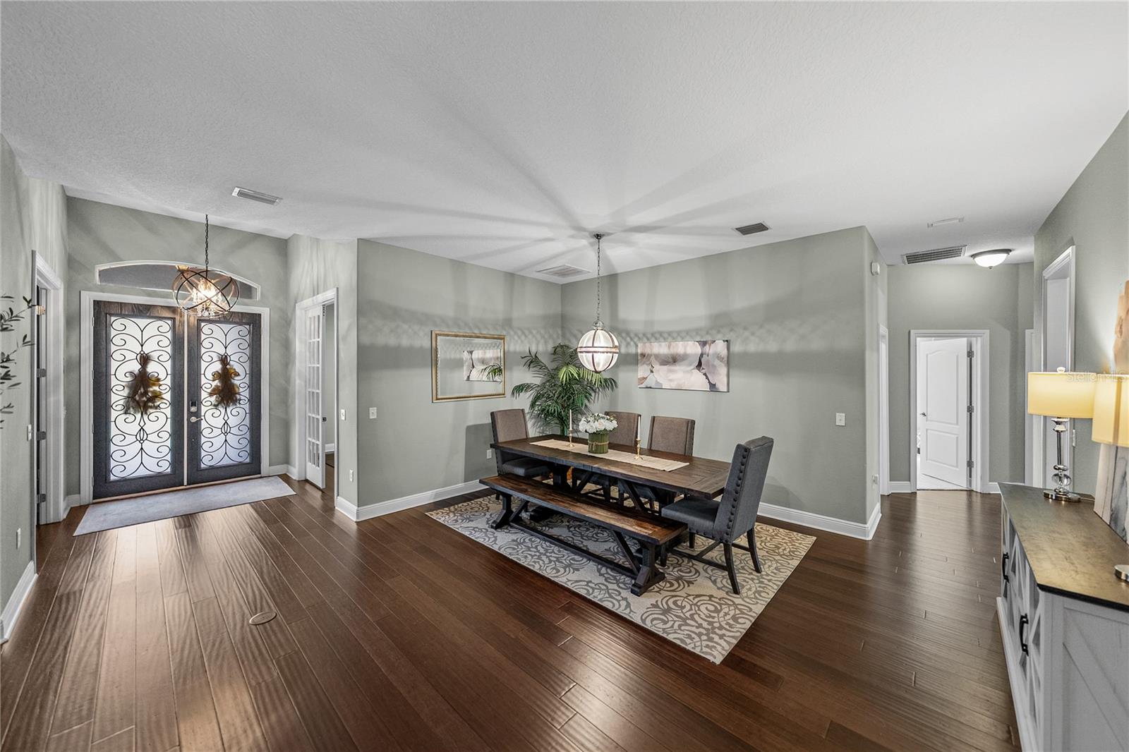 Image 14 of 100 For 6810 Luana Lane